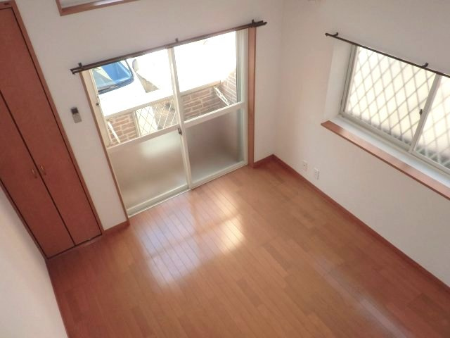 K＆C大橋の洋室|【駅近く♪】綺麗な室内、ロフト付、やわらかな採光が快適な暮らしを彩ります♪