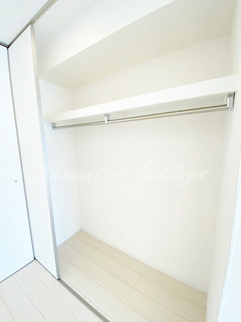 平塚市榎木町の賃貸マンションの収納|洋服多い方にもおすすめ♪