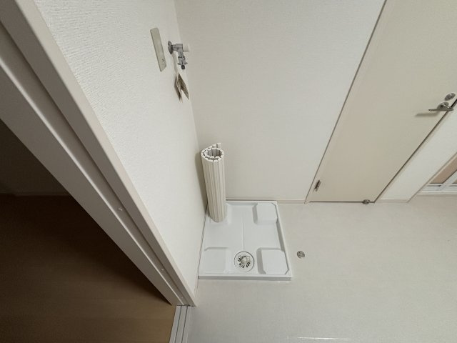 メゾンルクール高円寺の設備|洗濯機置き場