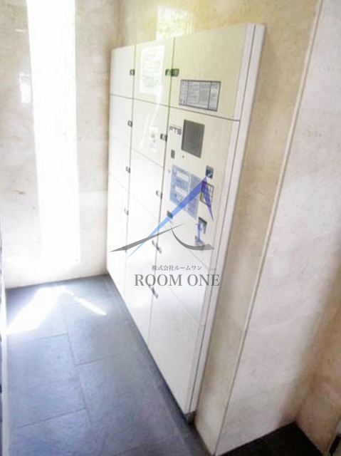 プレール・ドゥーク東京CANALのその他共用部分|宅配ボックスです。