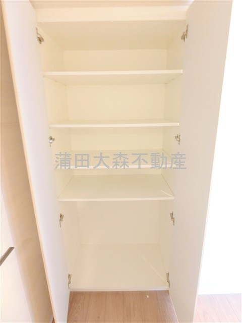 ルフォンプログレ大森西＠仲介手数料無料の収納