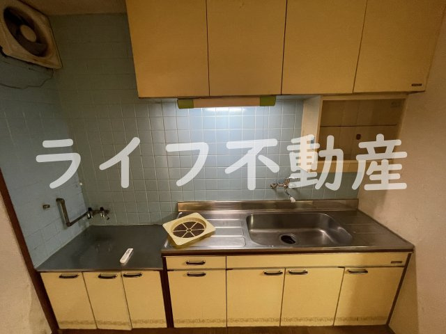 コーポ飯島のキッチン|使いやすいキッチンです