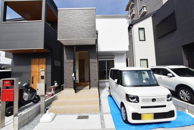 テラシエ立花3丁目新築一戸建ての外観|現地外観写真。2026年2月撮影。