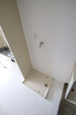 【設備】 | ジュネスハイツ | 室内洗濯機置場