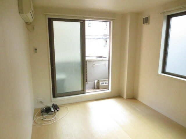 ドルフ新御徒町