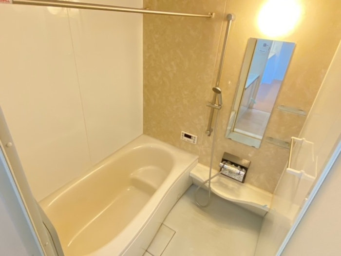 ライトフレーバー千里丘の浴室