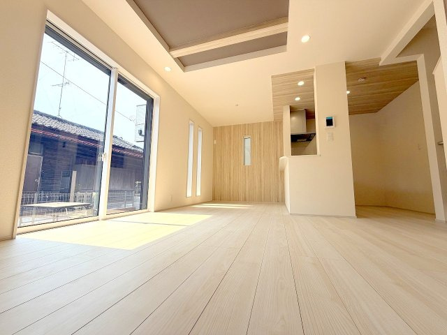 昭島市緑町3丁目全2棟　新築分譲の居間・リビング