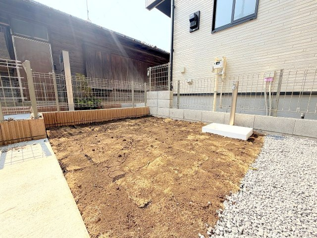 昭島市緑町3丁目全2棟　新築分譲の庭