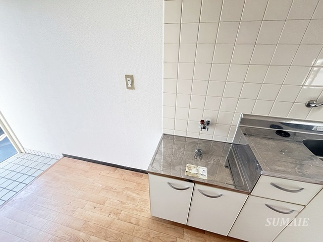 藤コーポの居間・リビング|冷蔵庫置場☆