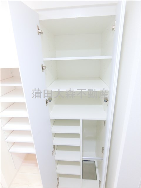 リテラス蒲田の設備|玄関収納