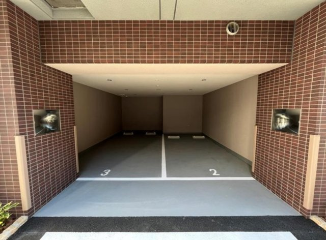 リテラス蒲田の駐車場