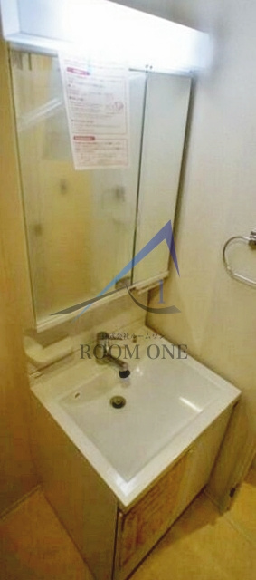 プランドール赤羽の洗面所|独立洗面台です。