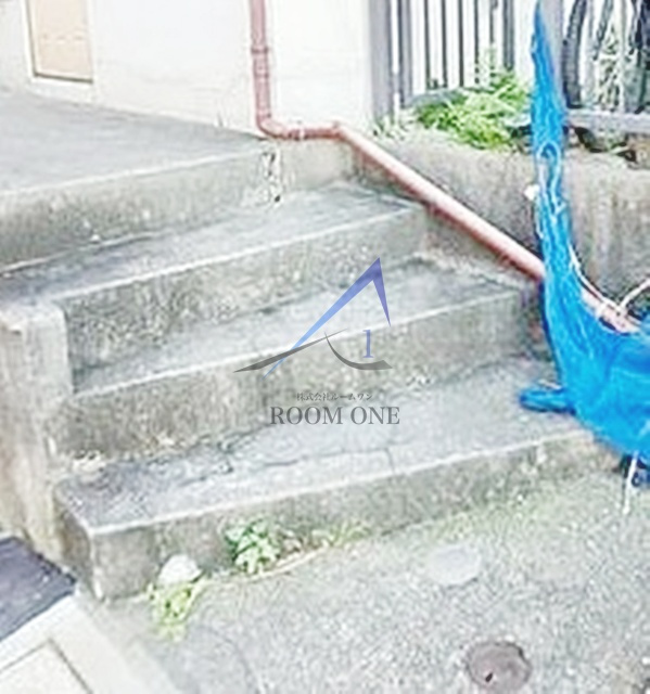 武光荘のその他共用部分|共有階段です。