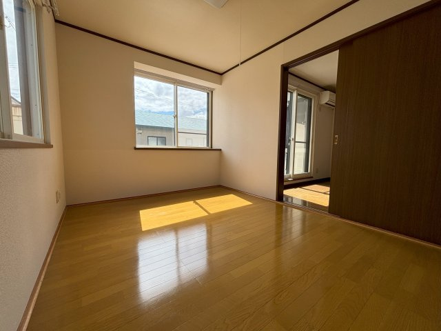 ホワイトベースCの寝室|※入居中の為、同タイプ別のお部屋の写真となります。