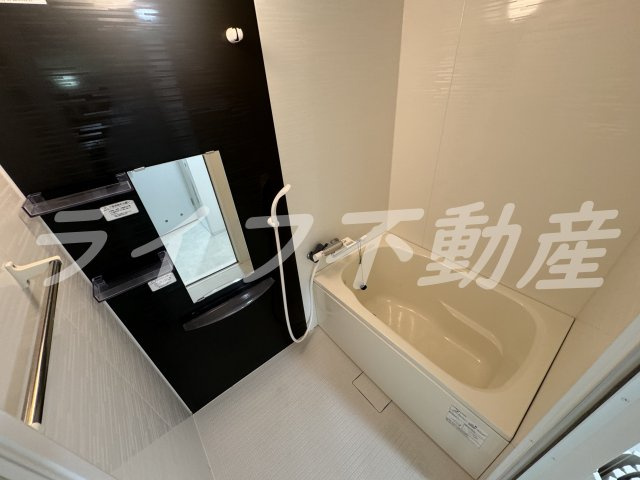 グランドメゾン浅田Ⅰの浴室|落ち着いた空間のお風呂です