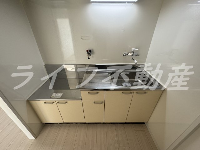 グランドメゾン浅田Ⅰのキッチン|コンパクトなキッチンで掃除もラクラク