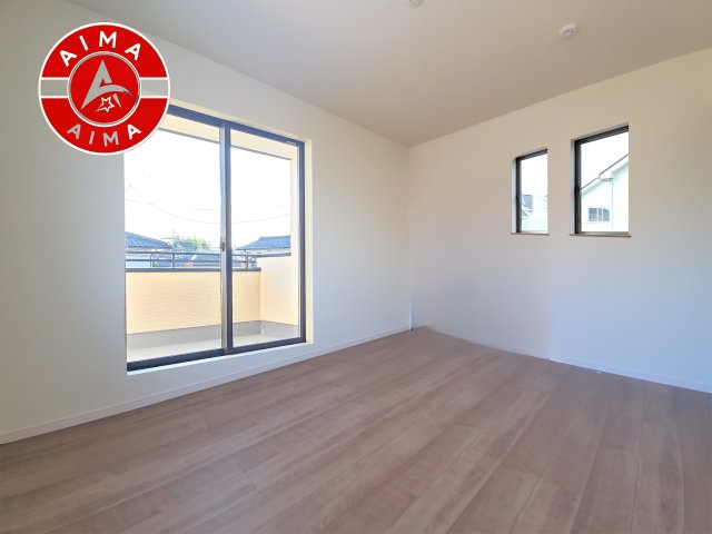 福岡市西区下山門1丁目第1-2棟（1号棟）の内観：施工例|主寝室には収納力に優れたクローゼットがありますので、お部屋もすっきり片付きます。