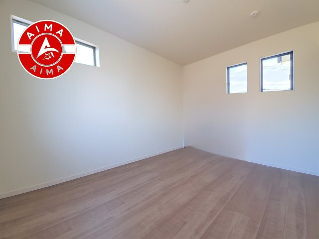 福岡市西区下山門1丁目第1-2棟（1号棟）の内観：施工例|和室を上手に活用すると暮らし方の幅が広がります。例えば普段は開け放して、子供の小さいうちはお昼寝や遊びのスペースに。畳はソフトなので転んでもケガをしにくく安心です