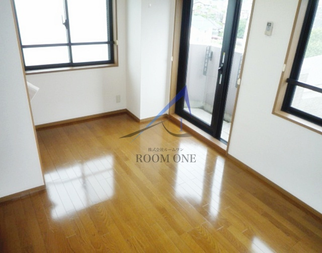 ヴェルデファイン荻窪の居間・リビング|洋室のお部屋です。