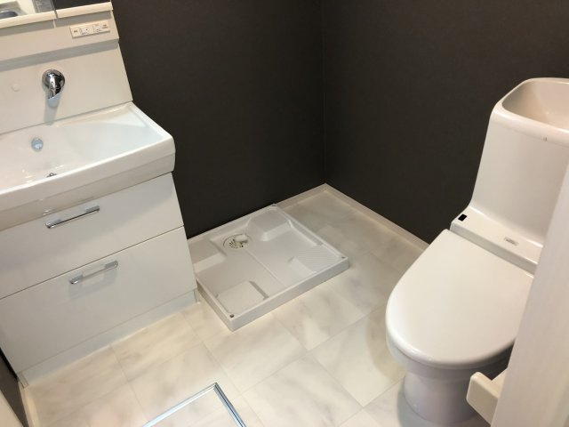 ラポーラ末広町のトイレ|※写真は別の部屋です