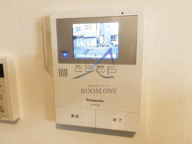 リヴェール要町のセキュリティ|モニター付きインターホンです。