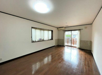 【居間・リビング】 | 柏市旭町2丁目貸家