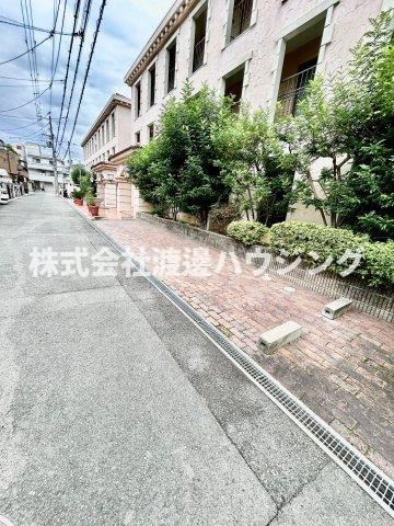 カサ・ソル・パティオB棟の駐車場