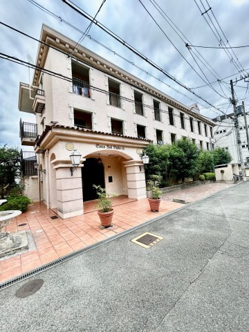 カサ・ソル・パティオB棟の外観