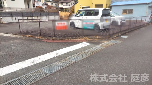 【前面道路含む現地写真】の画像