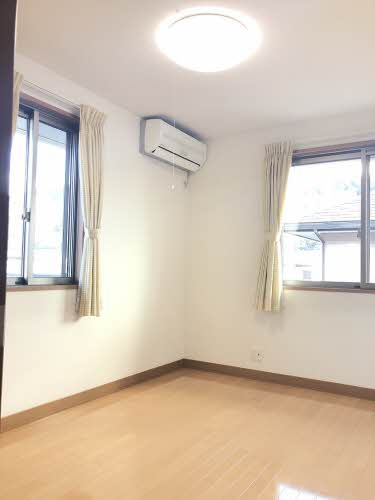 コモンシティ瀬戸８号貸家の居間・リビング