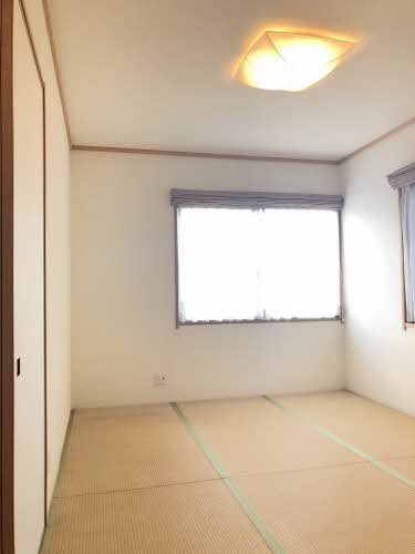 コモンシティ瀬戸８号貸家の居間・リビング