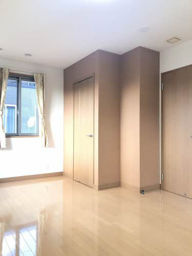 コモンシティ瀬戸８号貸家の居間・リビング