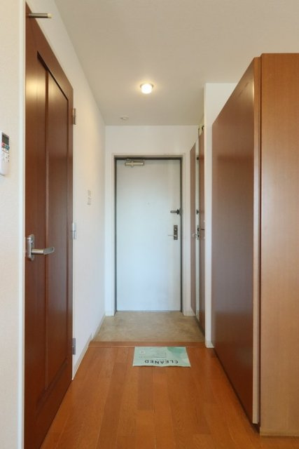 フリーディオ神楽坂の玄関