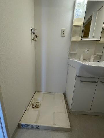 クレアール巣鴨の洗面所