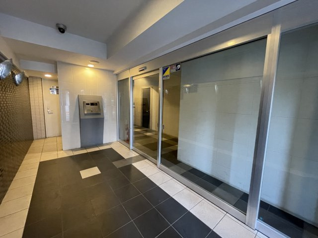 クレアール巣鴨のエントランス