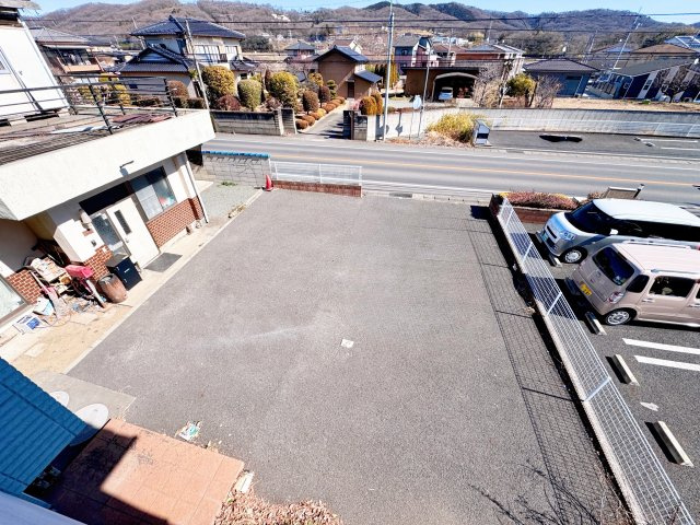 太田市薮塚町　中古住宅の前面道路含む現地写真
