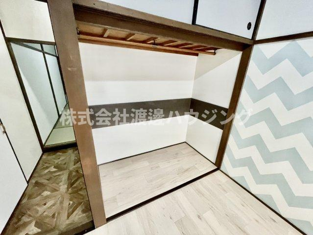 加島2丁目貸家の収納