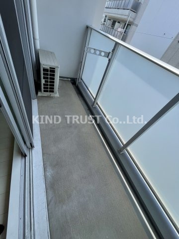 ラルーチェ北梅田のバルコニー