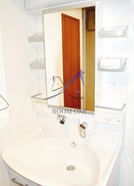 サンハイツ浅草の洗面所|洗面台です。