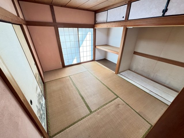 【寝室】