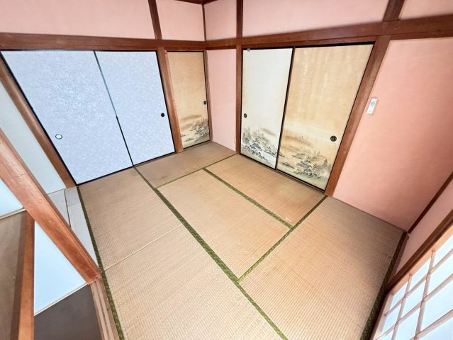 【寝室】
