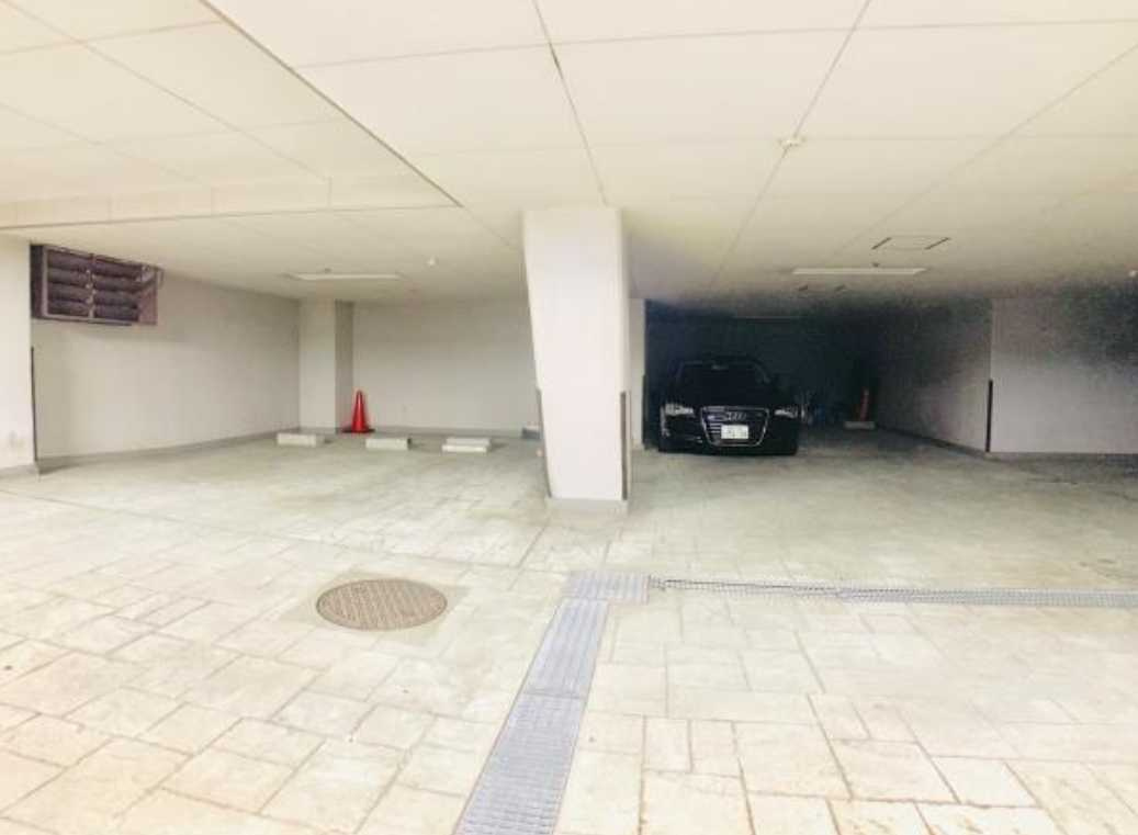 howff RELAX三軒茶屋　分譲賃貸　ペット相談可　敷地内駐車場有の駐車場