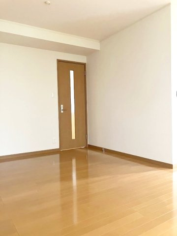 ドムス本牧の洋室