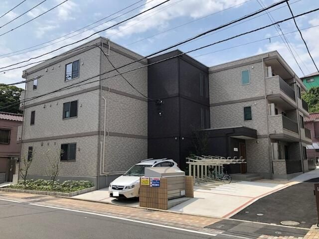 ルフレ本牧の外観