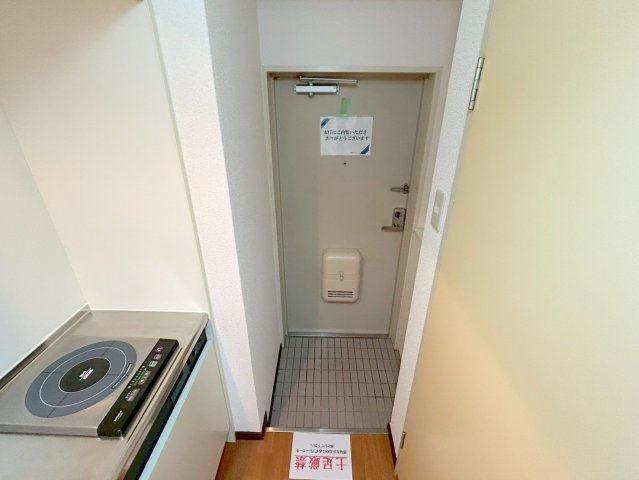 ノルデンハイム上新庄2の玄関