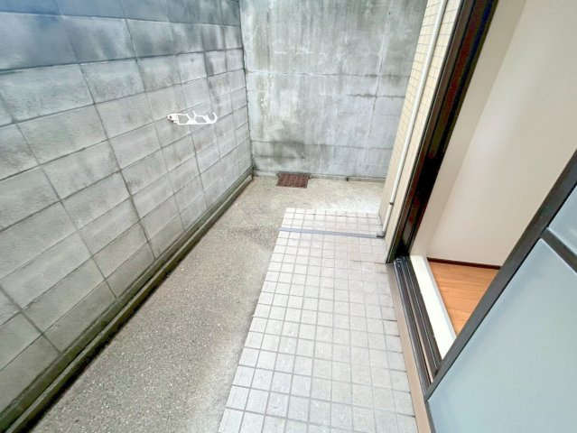 ノルデンハイム上新庄2のバルコニー