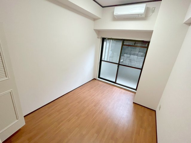 ノルデンハイム上新庄2の居間・リビング