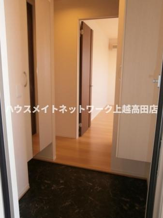 メゾンアルカンシェル　Ａ棟の玄関|玄関