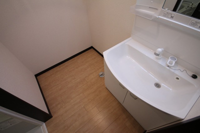 【洗面所】 | ＳＥＮＳ２７ | スペースが確保できる洗面所です