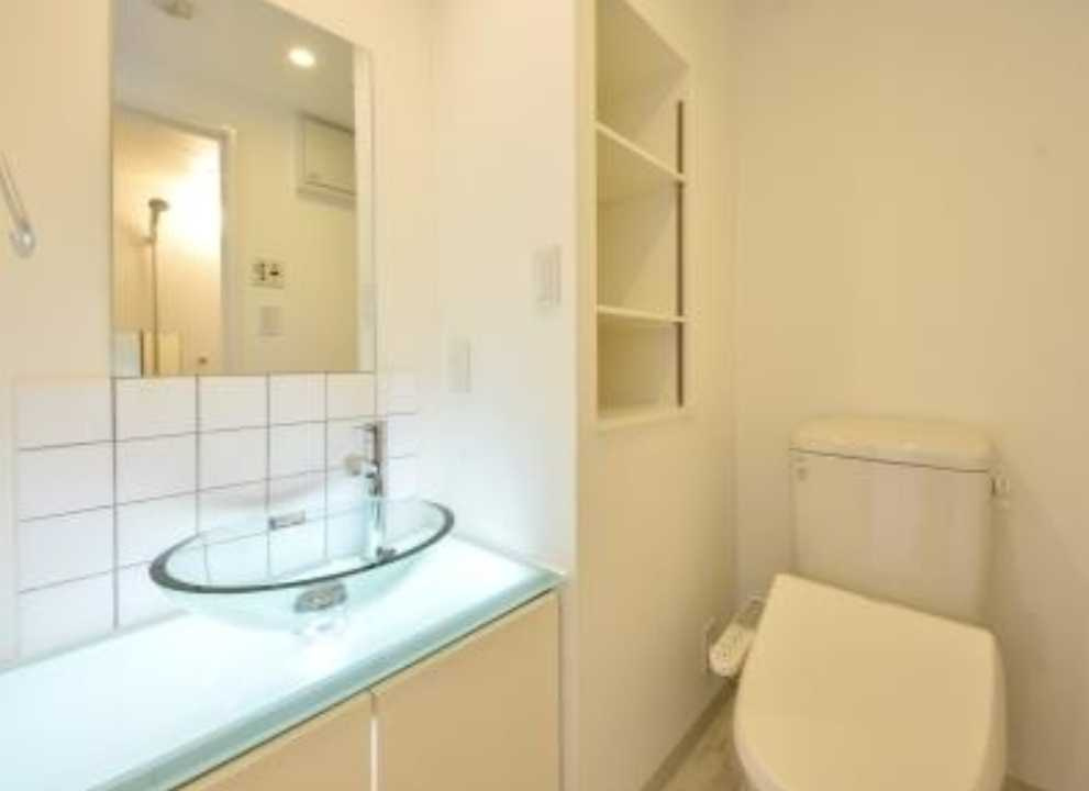 KDXレジデンス三宿　デザイナーズ　バス停徒歩2分　ペット相談可の洗面所